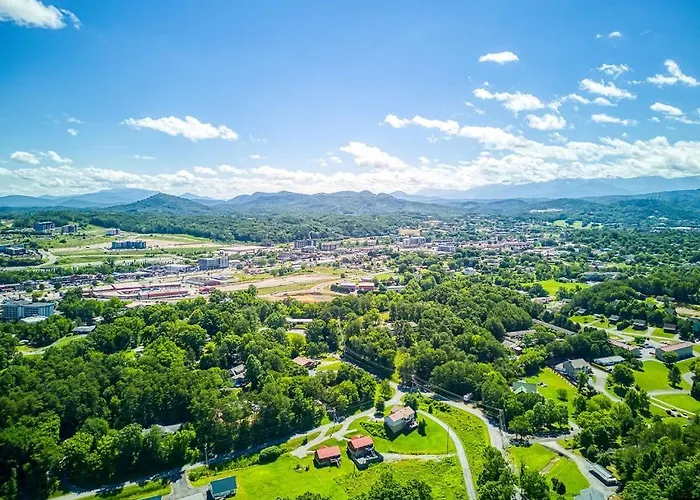 Adalynn\'S Mountain Retreat-Hot Tub, 1089 Of Free Tickets For Each Paid Day, Dollywood And More!